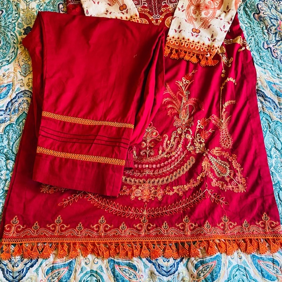Pakistani 3 picec ladies full embroidery dress - Picture 5 of 7